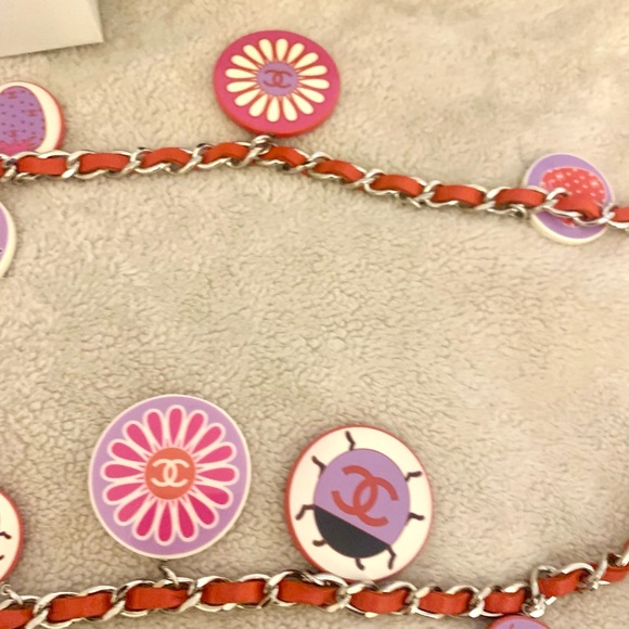 Vintage Authentic Chanel red leather chain belt / necklace rare CC logos! - Picture 13 of 16